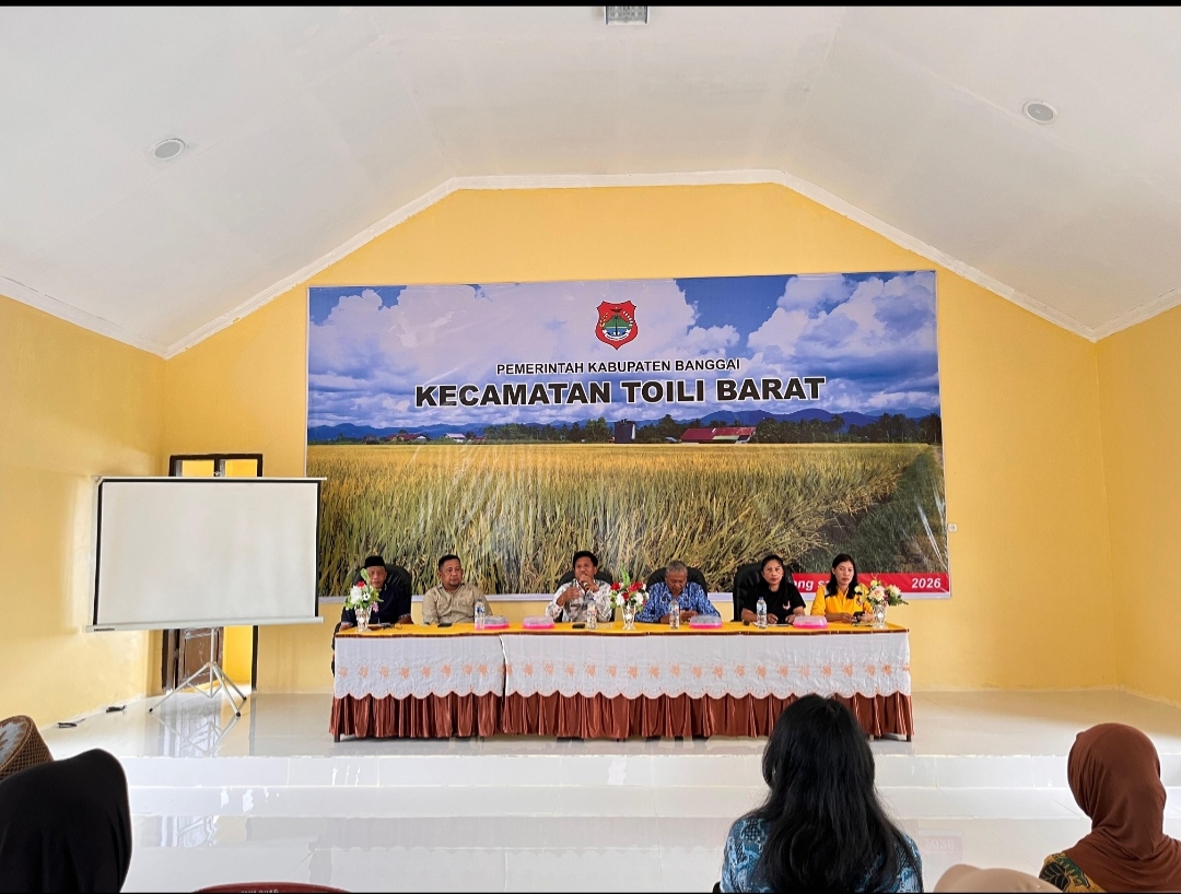 pembinaan-pengemangan-satker-digital-dan-penyerahan-piagam-penghargaan-di-gelar-dikantor-camat-toili-barat